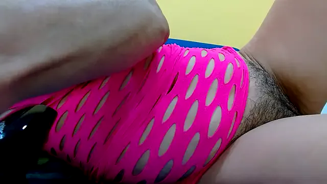 Offline thebesthairypussy2 on StripChat