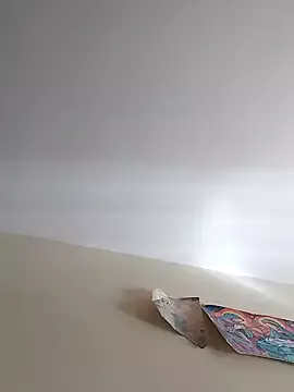 Offline Themaskedgirl21 on StripChat