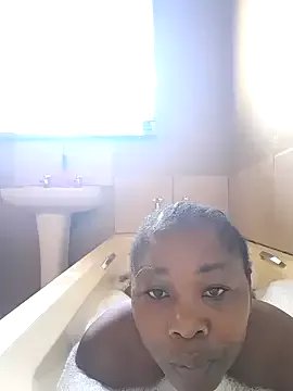 Thickchocolatex2 on StripChat