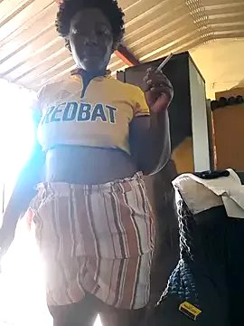 Thickchocolatex2 on StripChat