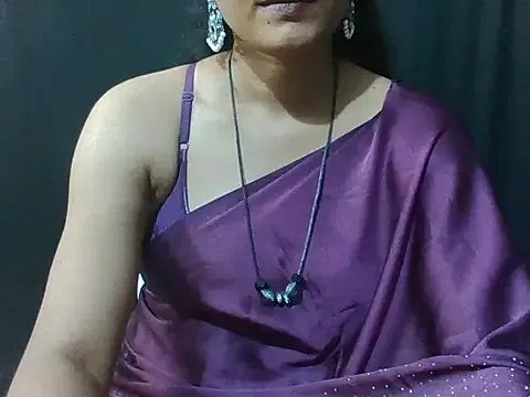 Thilothama_Vaishu on StripChat