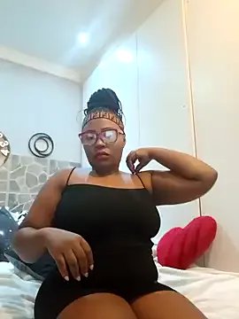 THREEHOLESPLEASURE99 on StripChat