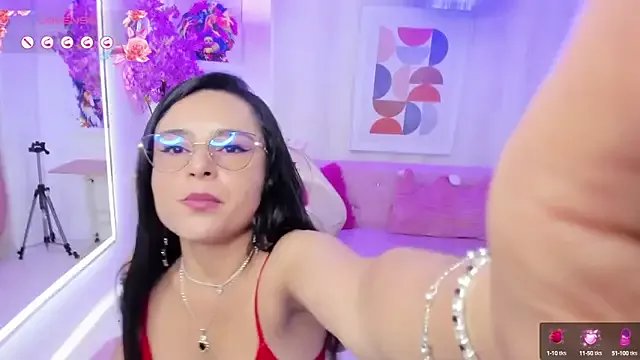 Tiara_rr on StripChat