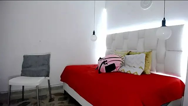 tiffany__pink on StripChat