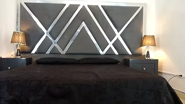 Offline Tiifany_Baker on StripChat