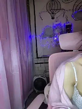 TiNa_04 on StripChat