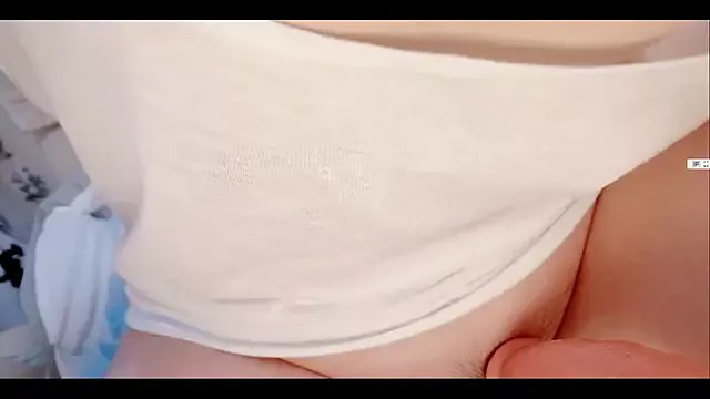 Tinababay on StripChat