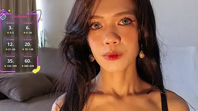 TinyMika on StripChat