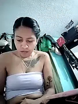 Tiphanydirty3 on StripChat