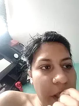 Tiphanydirty3 on StripChat