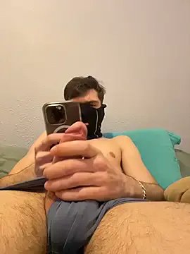 tok_lo24 on StripChat