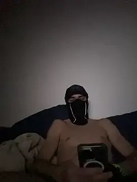 tok_lo24 on StripChat