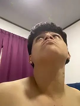 Tomoe_25 on StripChat