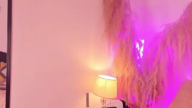 Tomy_Rox on StripChat