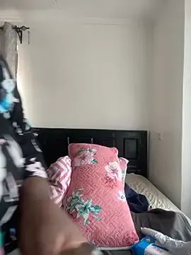 Toomuch_Squirt on StripChat