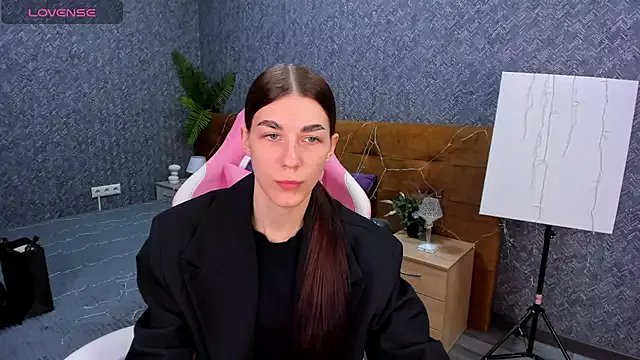 toooyour on StripChat