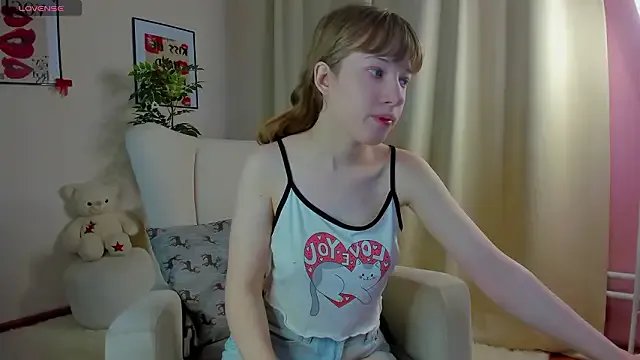 tracy_aw on StripChat