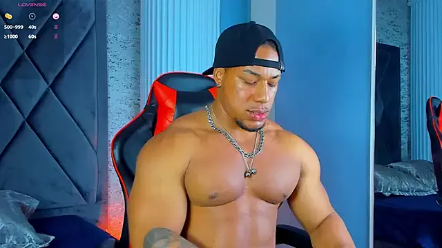 Offline Travis_lenox_ on StripChat