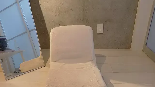 Offline tsukuyomityan1 on StripChat