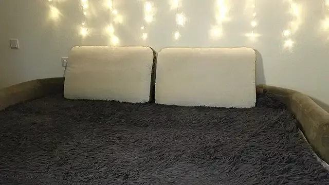 Tutti_Frutt1s on StripChat 