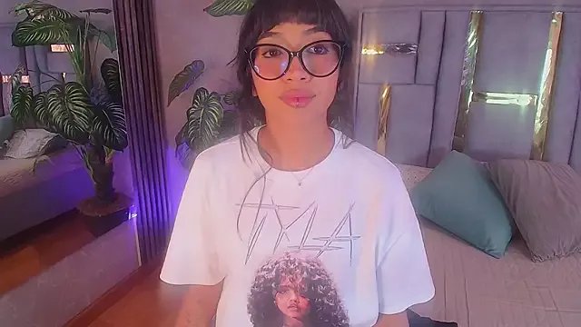 Tyla_Ks on StripChat