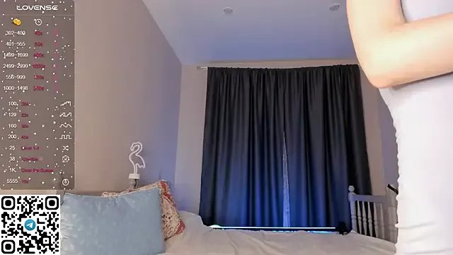 tyty_piupiu on StripChat