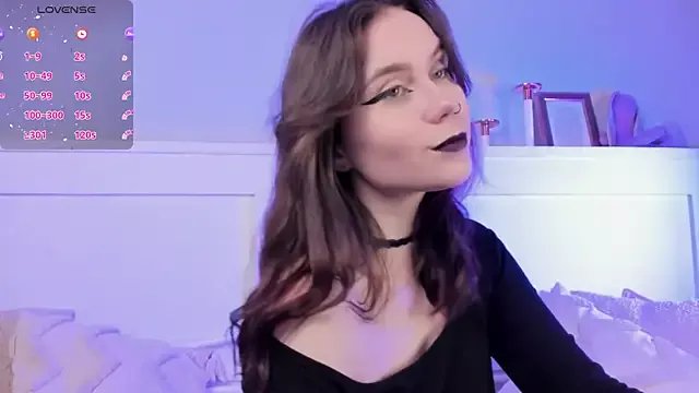 UnaMedison on StripChat