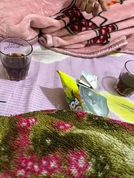 United3 — Anal in 2 finger Face show destroy pussy