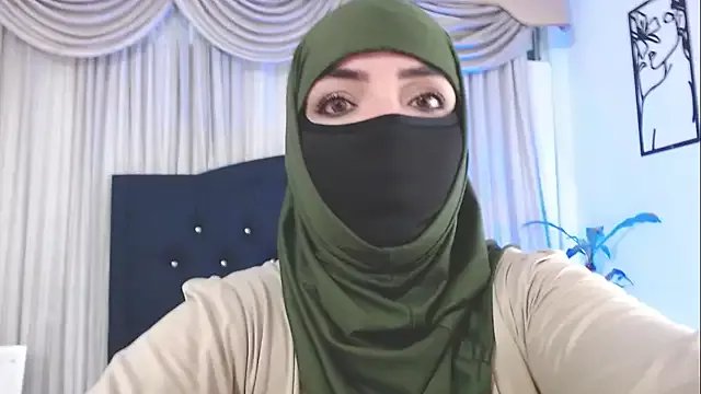 Uzra_hayed on StripChat