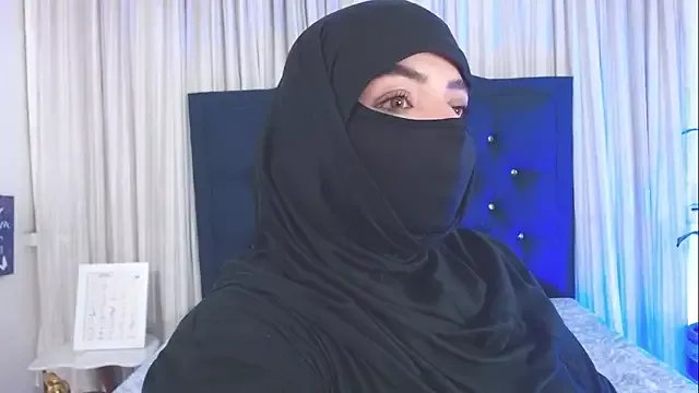 Uzra_hayed on StripChat