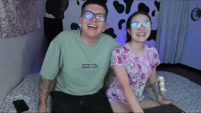 v88en7usr66 on StripChat