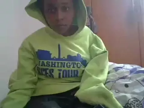 Offline val5 on StripChat