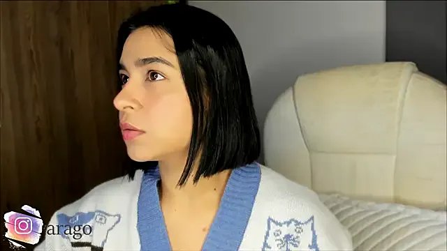 val_varago on StripChat