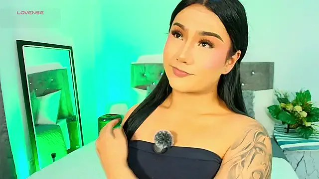 Vale_prado on StripChat