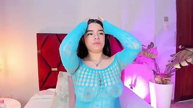 ValeriaBlythe on StripChat