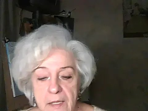 ValeriaKroww — Private on StripChat