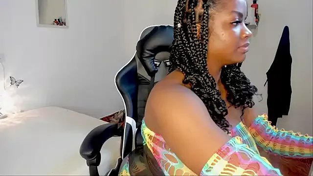 ValerieBlakee on StripChat