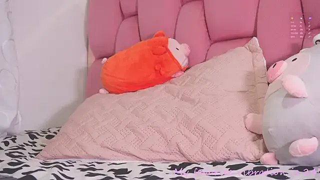 valerymonroe on StripChat