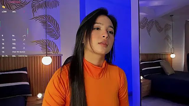 Valleriie_ on StripChat