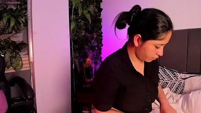 vela-kimm on StripChat