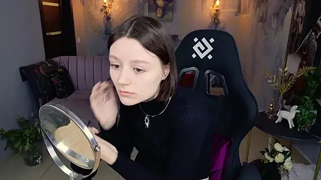 VeliraBraitberg on StripChat