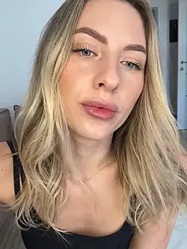 VelvetVabe on StripChat