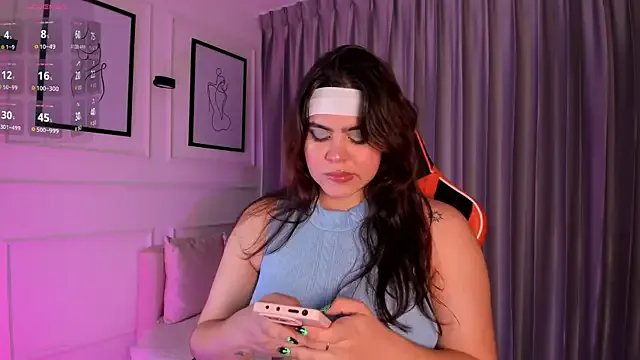 veronica185 on StripChat