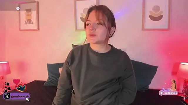 Veronica_simons on StripChat