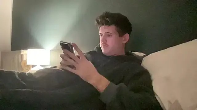 Versahugo on StripChat