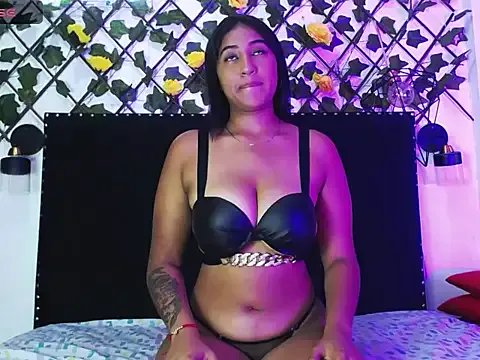 vfridaper on StripChat