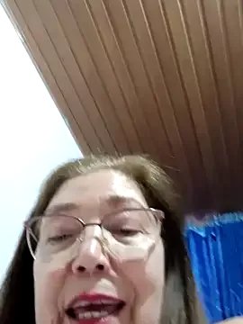 Vicky_Rosse on StripChat