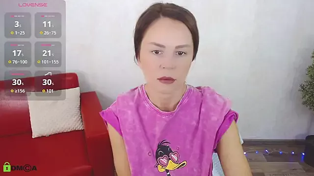 Offline VickyGolden on StripChat