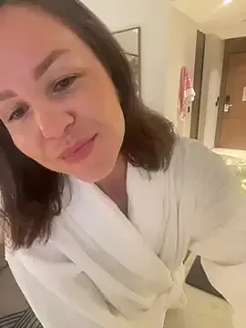 Offline VickyGolden on StripChat