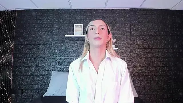 Victoria_Badgal_ on StripChat